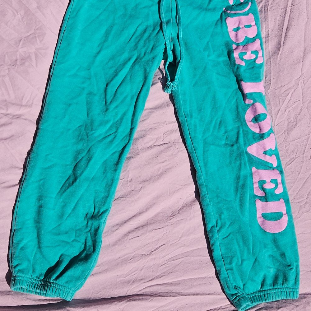 JJ AUTHENTIC "BE LOVED" SWEATPANTS